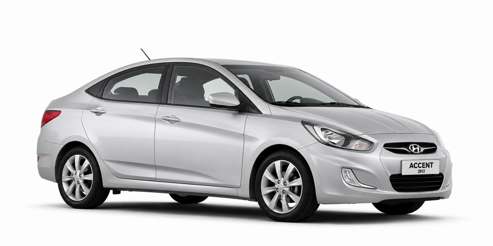 Hyundai ACCENT 2012